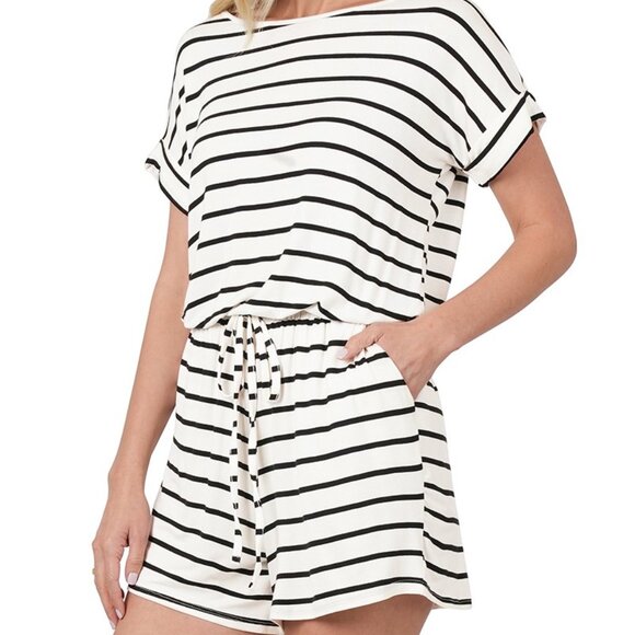 Zenana Premium Women’s Small Ivory-Black Stripes Summer Romper with Pockets - Picture 6 of 6